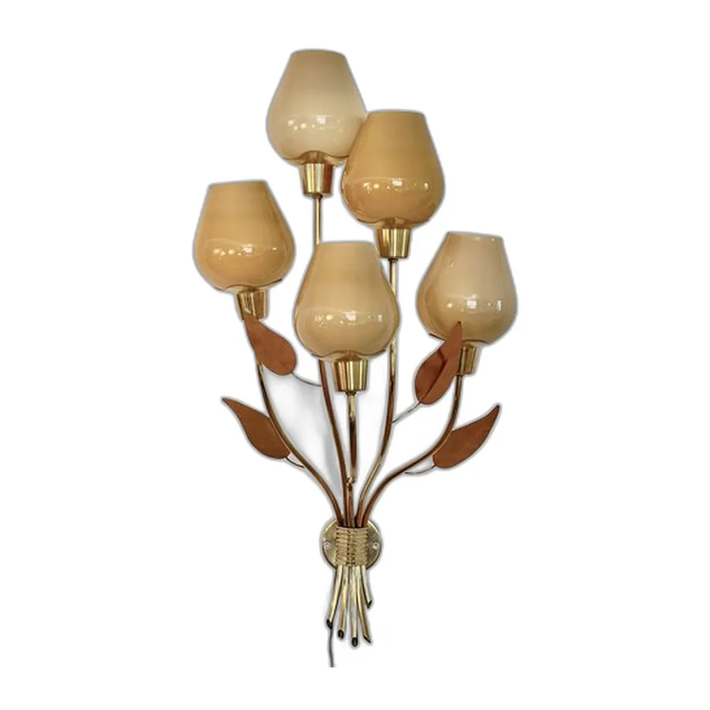 Monumentale Wandlampe mit Blumenmuster aus Messing & Glas, 1940er