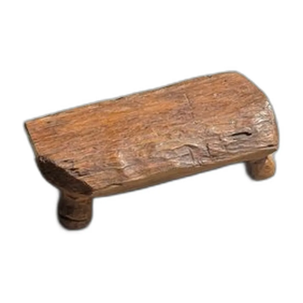 Kleiner Hocker aus Hellem Teak mit Abgeschnittenen Ecken, 1980er
