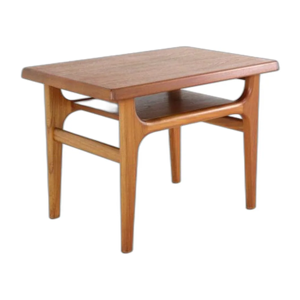 Tuse Couchtisch / Beistelltisch von Niels Bach
